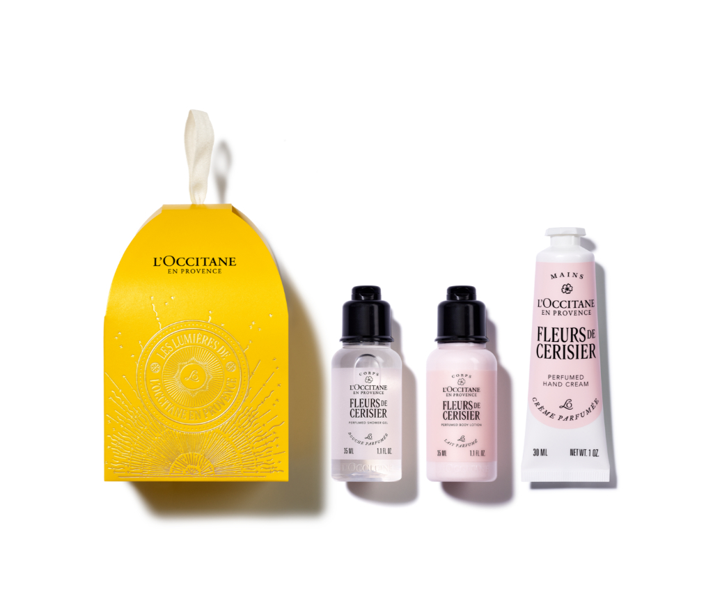 Fleurs De Cerisier Ornament