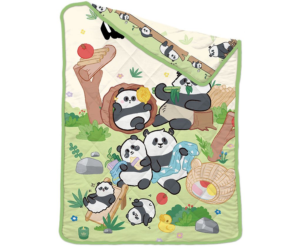 Ocean Park Panda Friends 1900 Threads Bamboo Textile All Season Quilt (BC4Q-PA2502)