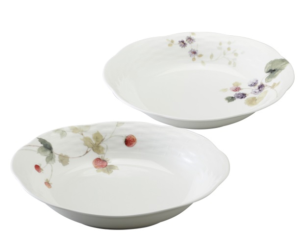 Lucy&#39;s Garden Coupe Plate (Set of 2)