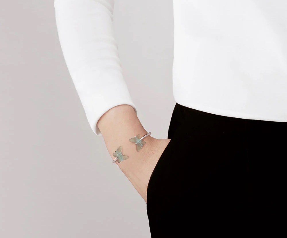 &quot;Papillon&quot; Bangle (L)
