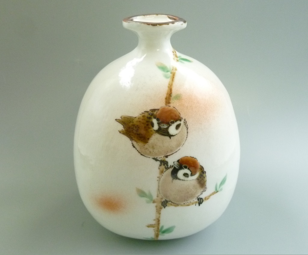 【Pre-order】- Dual Sparrows Vase - Oval (T-191) (deliver around 3 weeks after purchase)