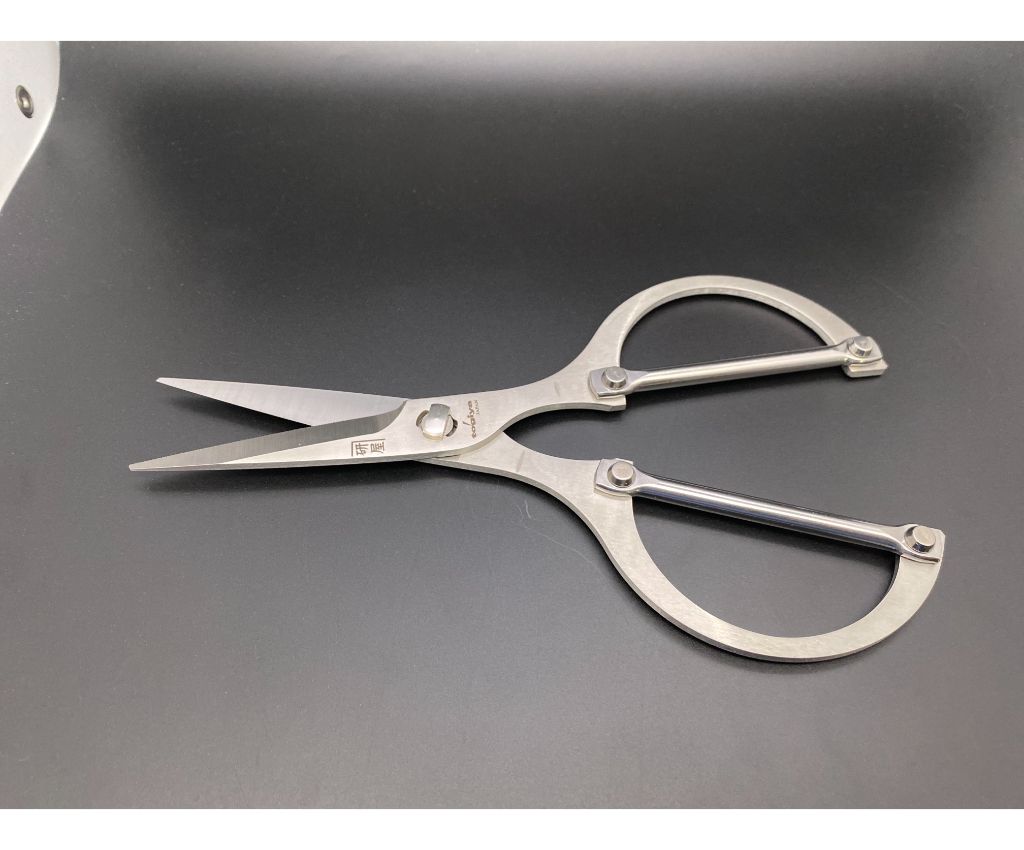 不銹鋼廚房剪，又稱雞骨剪