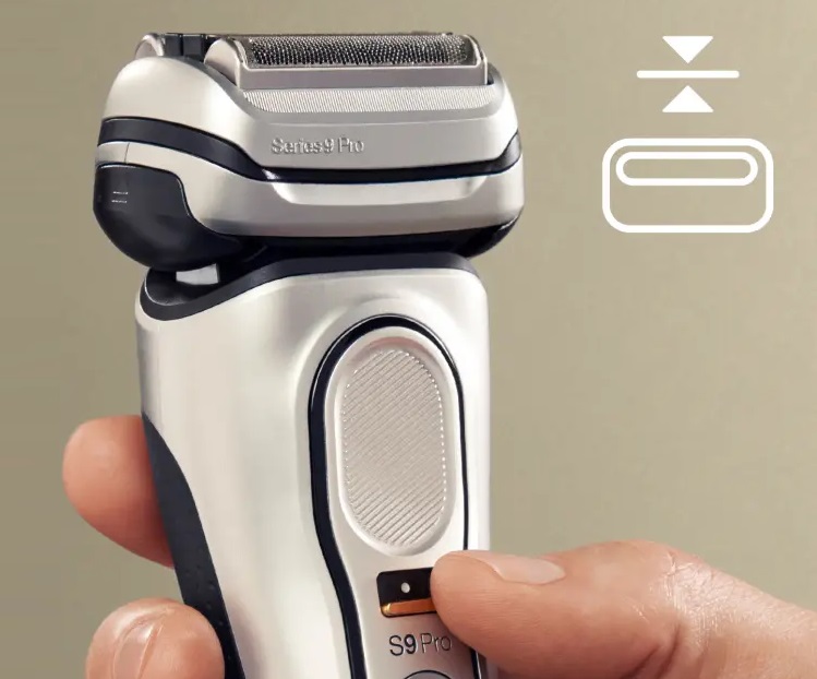 Series 9 Pro Wet and Dry Electric Shaver (9417S) - Sogo