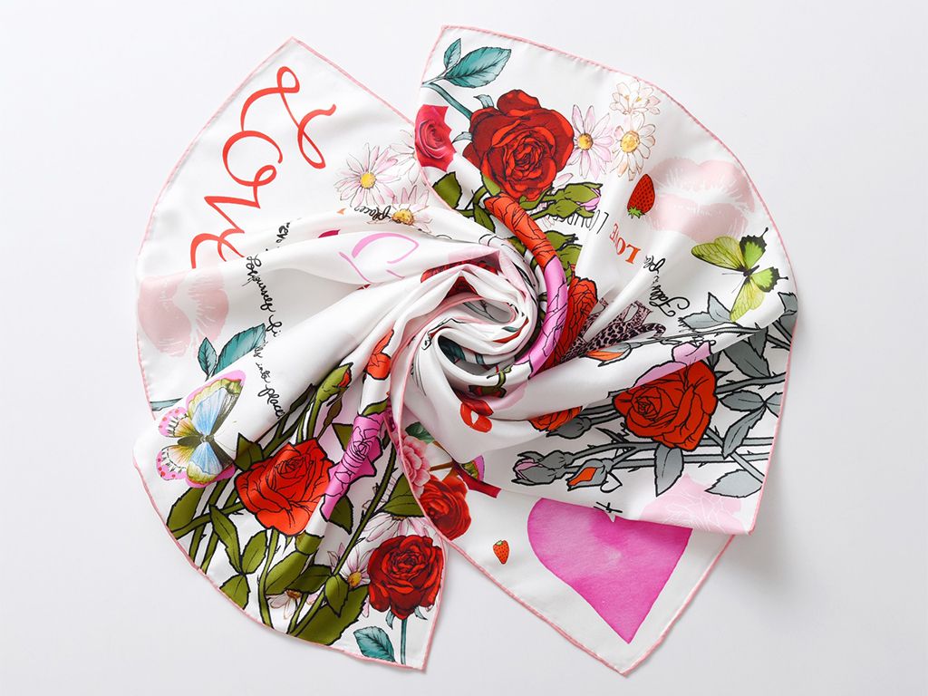 Silk twill print scarf with hand-rolled edges (pink/ivory)