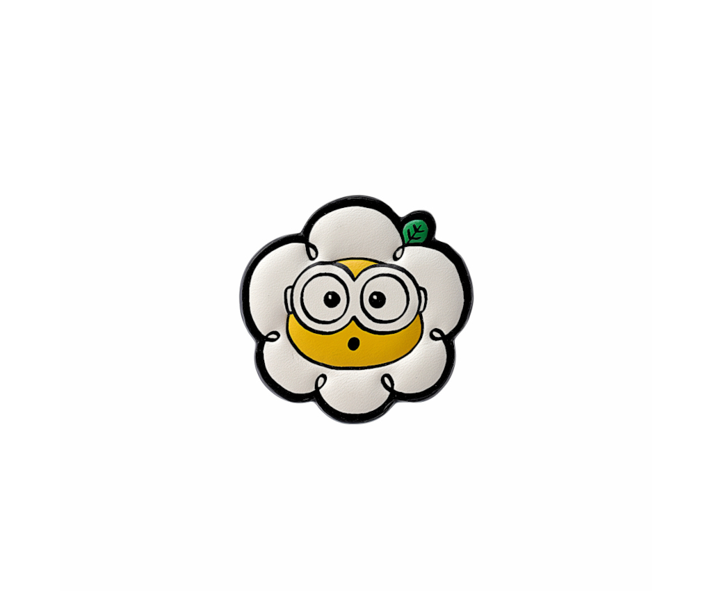 Minions Daisy 皮革包扣